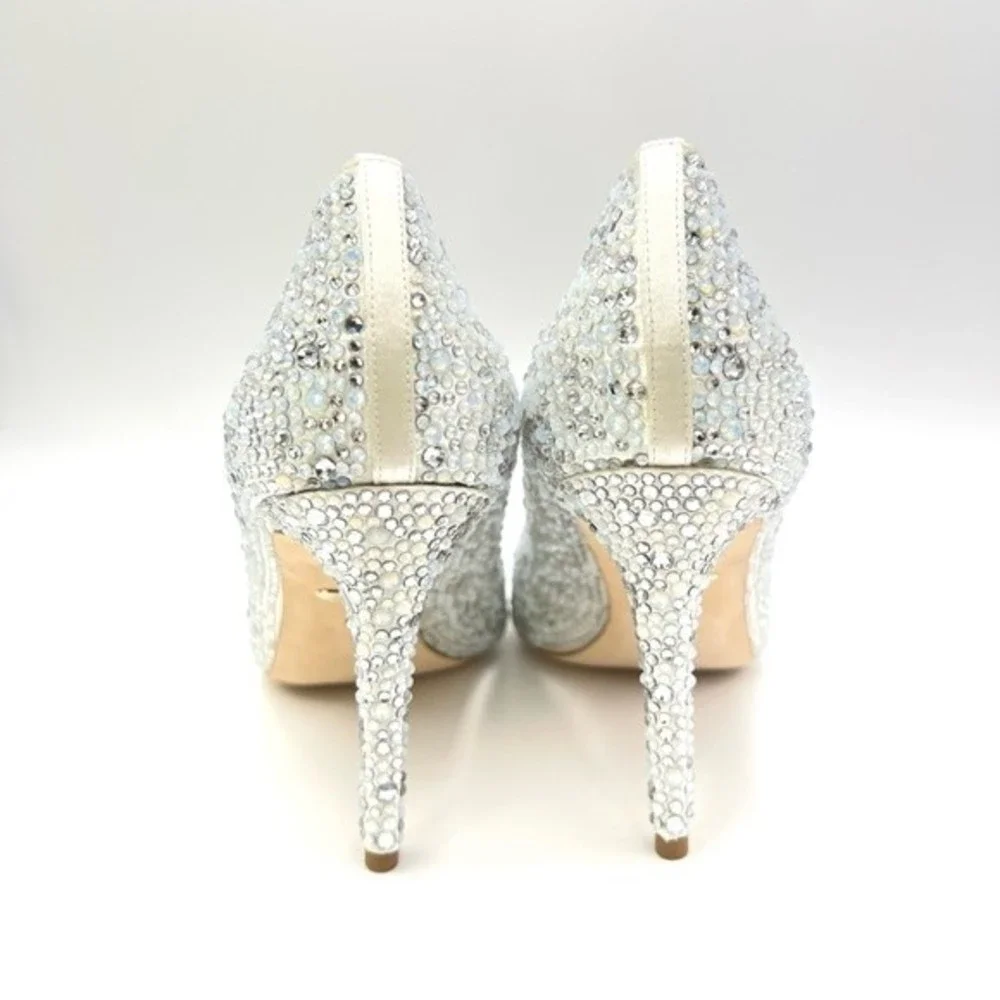 Badgley Mischka Size 8 Bethany Jeweled Stiletto White Satin‎ Pumps Heels Shoes